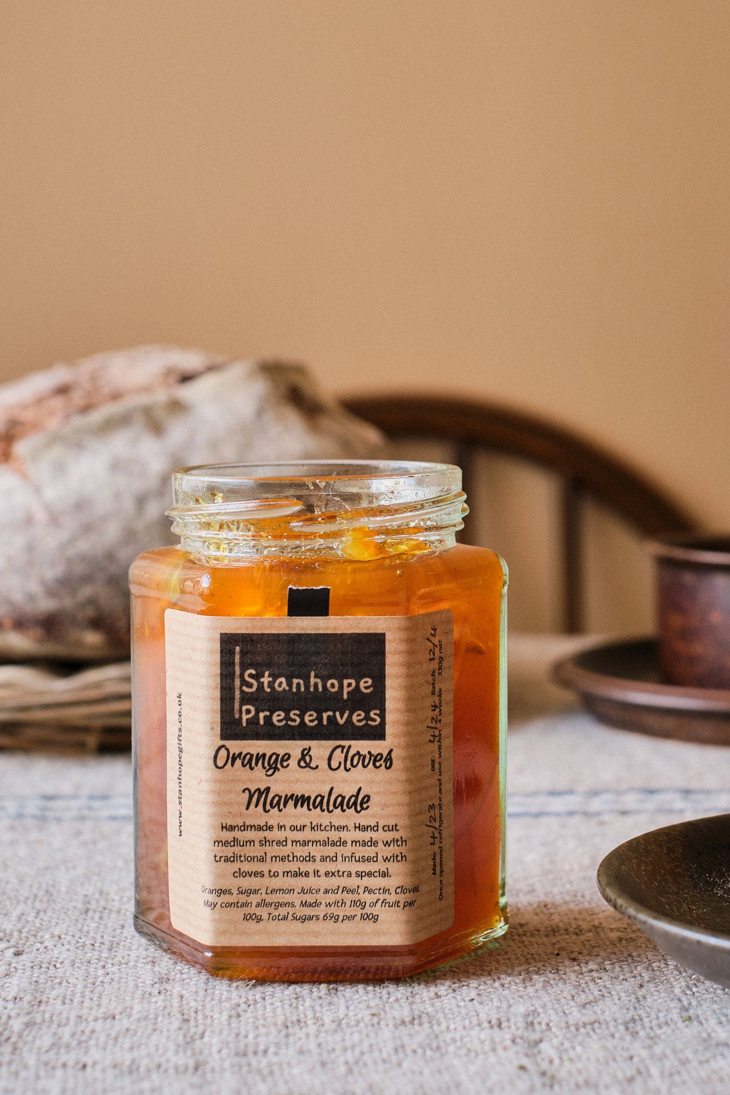 Orange Marmalade with Cloves